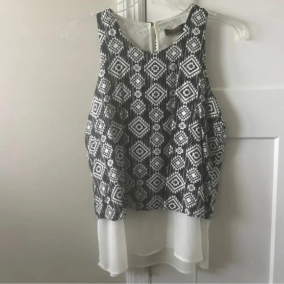 Renee C. Tops - ReneeC. Black White Geometric Made in the USA Size Small
